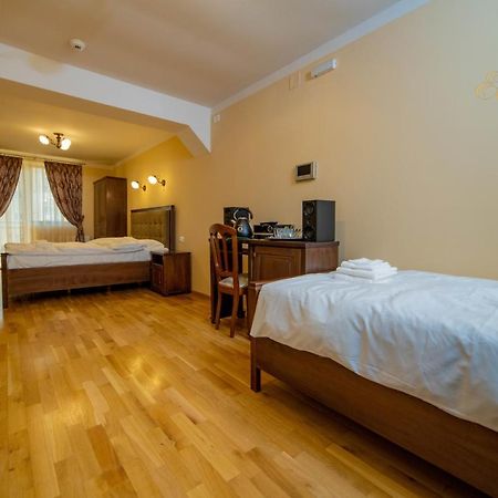 Villa Etiquette Deva Luaran gambar